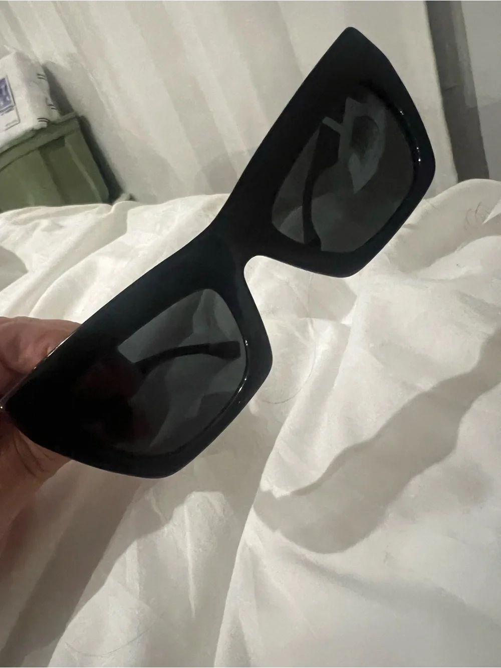 Burberry Black Cat-Eye Women's Sunglasses in
